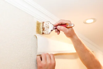 Pose de papier peint à la Roche-Clermault — revêtements muraux et toiles de verre